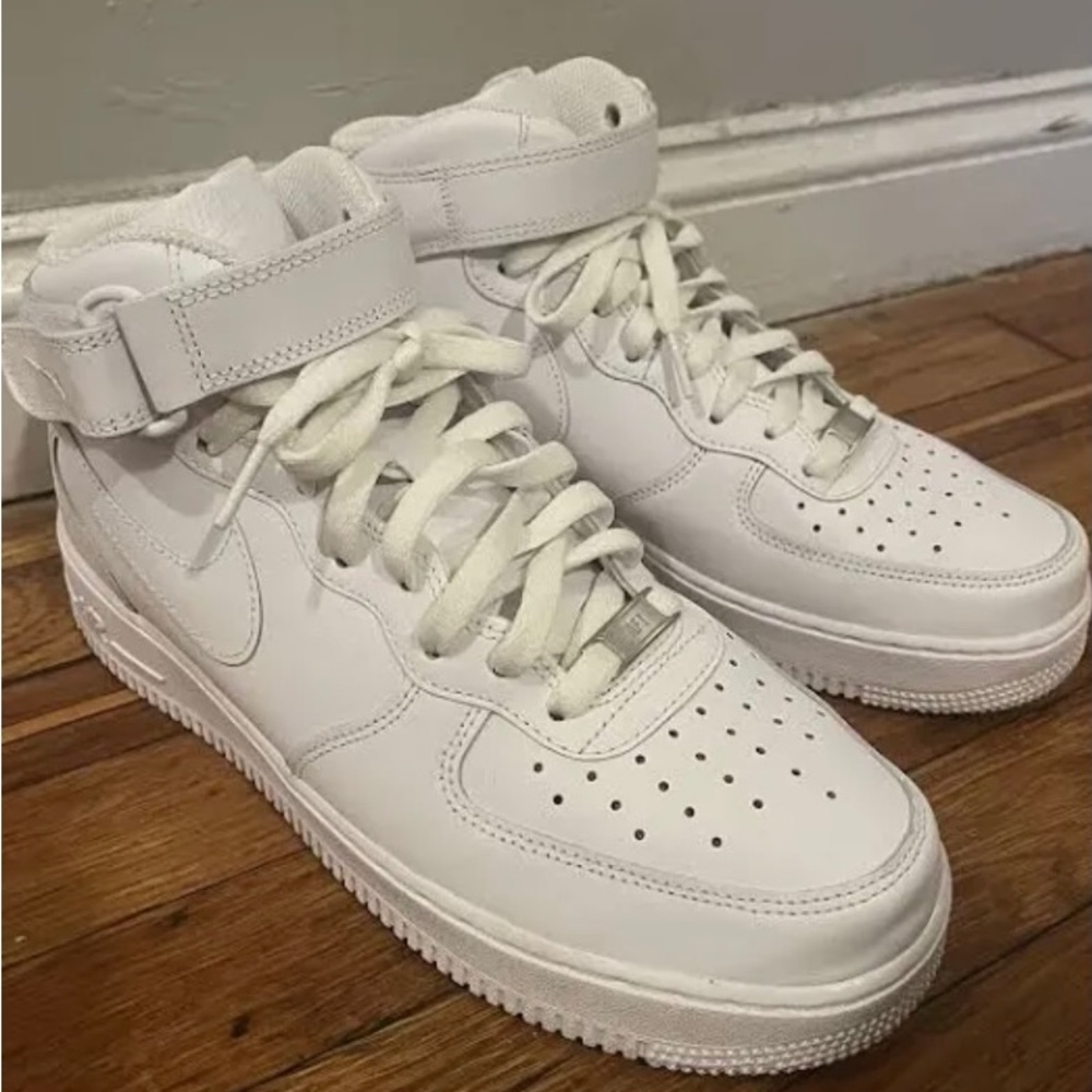 Nike Air Force 1 High Shoes